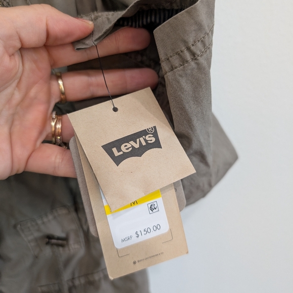 Levi's Woman's Cotton Hooded Anorak Army Green Jacket Size Medium. - Picture 6 of 12